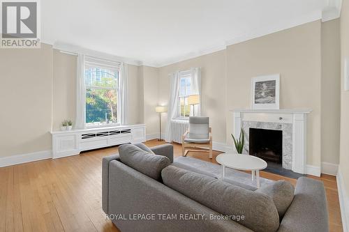 Unit 3 Living - 260 Somerset Street W, Ottawa, ON - Indoor Photo Showing Living Room With Fireplace