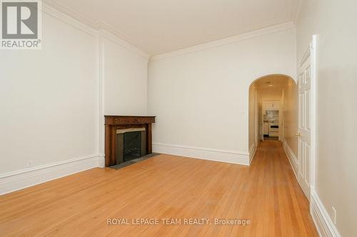 Unit 1 living area - 260 Somerset Street W, Ottawa, ON - Indoor With Fireplace