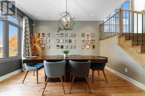 1466 Rhea Place, Ottawa, ON - Indoor Photo Showing Dining Room