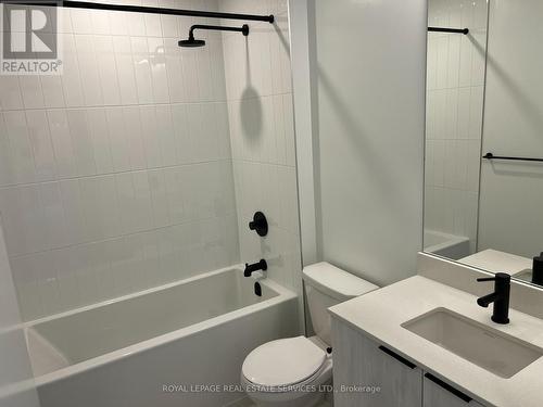 2006 - 2495 Eglinton Avenue W, Mississauga, ON - Indoor Photo Showing Bathroom