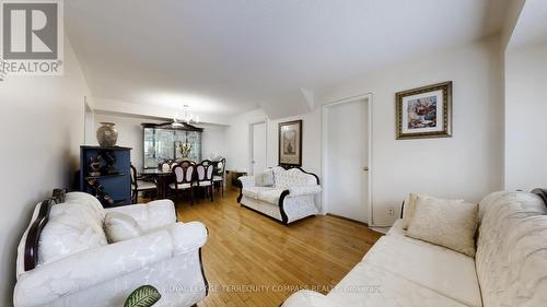 203 - 58 Sidney Belsey Crescent, Toronto, ON - Indoor Photo Showing Living Room
