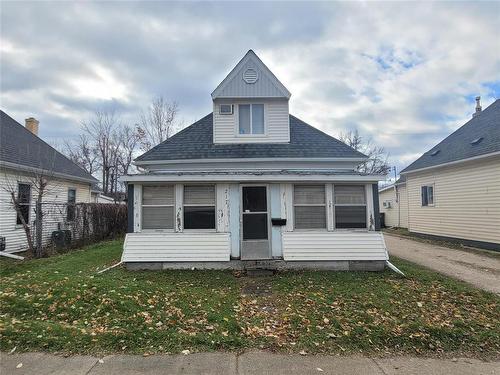 217 Lorne Avenue  Portage La Prairie, MB R1N 0H8