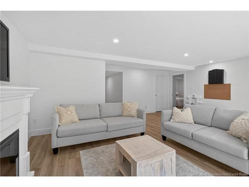 38 Heros Crt, Moncton, NB 