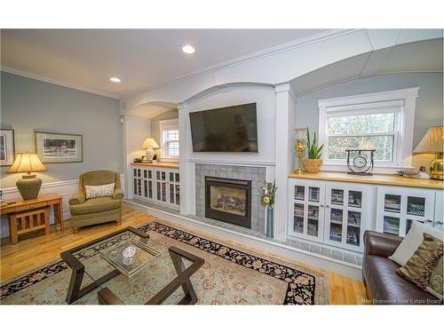 200 Deerwood, Hanwell, NB 