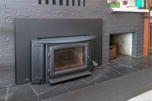 1892 Swartz Bay Rd, North Saanich, BC 