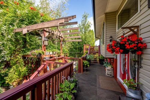 380 Sable Pl, Comox, BC 