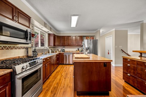 380 Sable Pl, Comox, BC 