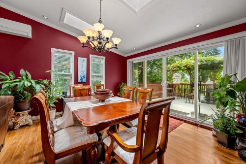 380 Sable Pl, Comox, BC 