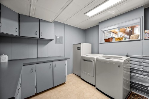 380 Sable Pl, Comox, BC 