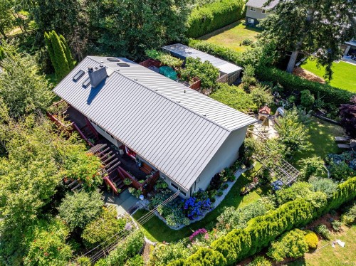 380 Sable Pl, Comox, BC 