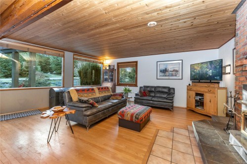 8105 Miracle Close, Youbou, BC 