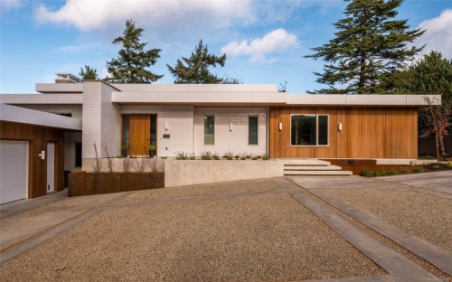 4570 Bissenden Pl, Saanich, BC 