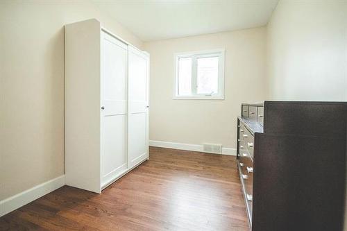 420 Oakland Ave, Winnipeg, MB 