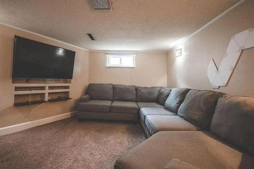 420 Oakland Ave, Winnipeg, MB 