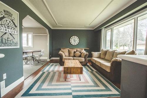 420 Oakland Ave, Winnipeg, MB 