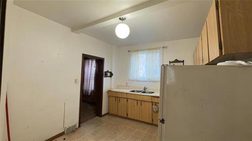 296 Patrick St, Winnipeg, MB 