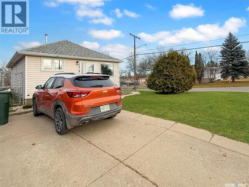 1080 4Th Street E, Prince Albert, SK - Outdoor