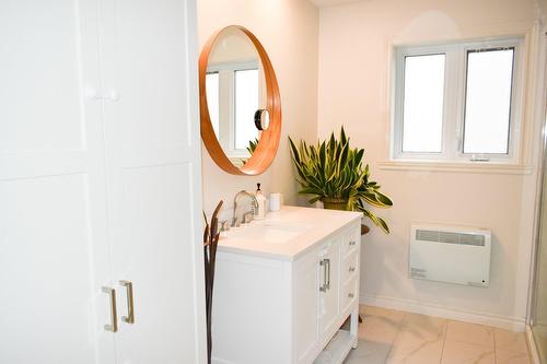 Salle de bains - 815 Rue Florette-Lavigne, Drummondville, QC - Indoor Photo Showing Bathroom