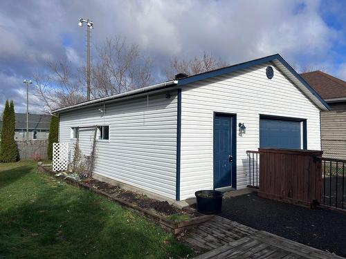 Garage - 815 Rue Florette-Lavigne, Drummondville, QC - Outdoor With Exterior