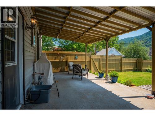 2194 Sixth Avenue, Trail, BC - Outdoor With Deck Patio Veranda With Exterior