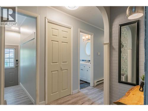 2194 Sixth Avenue, Trail, BC - Indoor Photo Showing Other Room