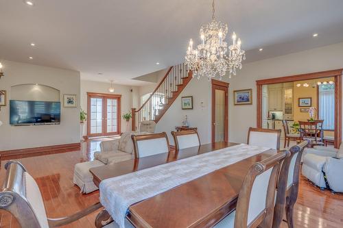 Dining room - 2 Place De Montmedy, Lorraine, QC - Indoor Photo Showing Dining Room