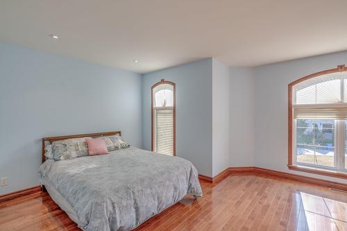 Bedroom - 2 Place De Montmedy, Lorraine, QC - Indoor Photo Showing Bedroom