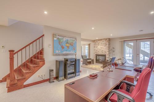 Family room - 2 Place De Montmedy, Lorraine, QC - Indoor With Fireplace