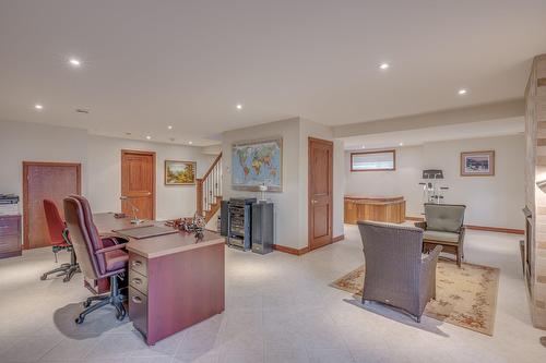 Family room - 2 Place De Montmedy, Lorraine, QC - Indoor Photo Showing Other Room