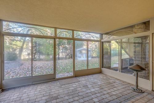 Patio - 2 Place De Montmedy, Lorraine, QC - Indoor Photo Showing Other Room