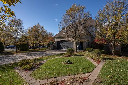 Backyard - 2 Place De Montmedy, Lorraine, QC - Outdoor