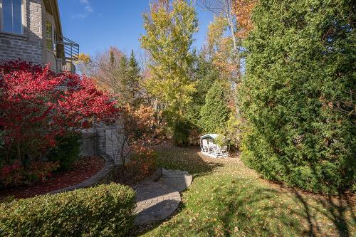 Backyard - 2 Place De Montmedy, Lorraine, QC - Outdoor