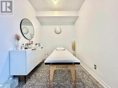 1604 - 1328 Birchmount Road, Toronto, ON - Indoor Photo Showing Other Room