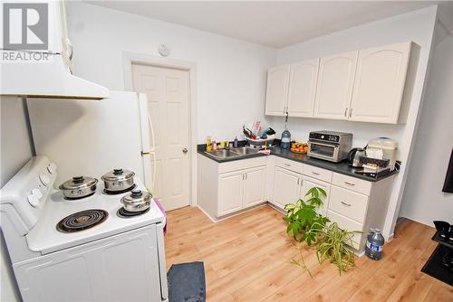 286-290 Hazel St, Sudbury, ON - Indoor