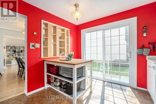 427 Kintyre Private, Ottawa, ON - Indoor Photo Showing Other Room