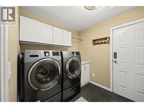 3929 Gallaghers Circle, Kelowna, BC - Indoor Photo Showing Laundry Room