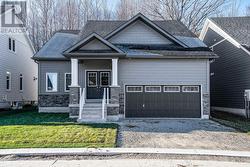 120 SCHOONERS LANE  Blue Mountains, ON N0H 2P0