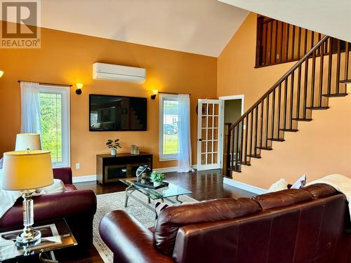 379 Jw Pickersgill Boulevard Unit#A, Centreville, NL - Indoor Photo Showing Living Room