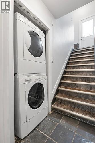 2711 Mackay Street, Regina, SK - Indoor Photo Showing Laundry Room