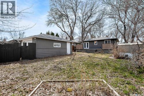 2711 Mackay Street, Regina, SK - Outdoor