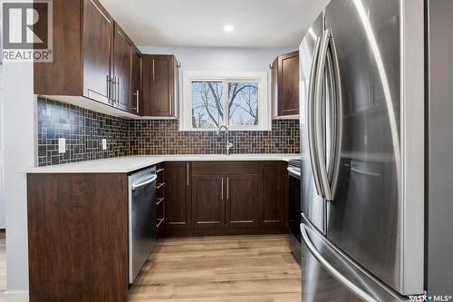 2711 Mackay Street, Regina, SK - Indoor Photo Showing Kitchen With Stainless Steel Kitchen