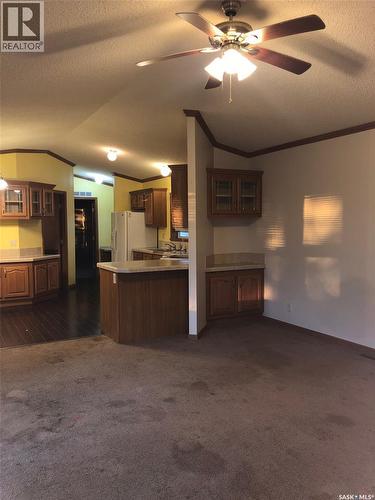 518 Railway Avenue Se, Preeceville, SK - Indoor