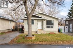 N 822 HAYWORTH CRESCENT N  Regina, SK S4X 1Y1