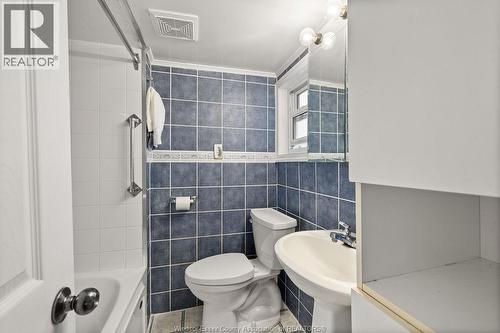 192 Mill, Lakeshore, ON - Indoor Photo Showing Bathroom