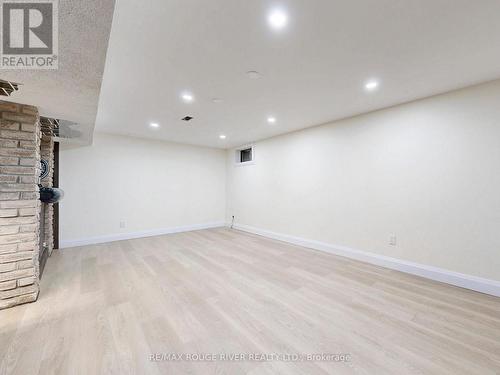 1980 Bowler Drive, Pickering, ON - Indoor