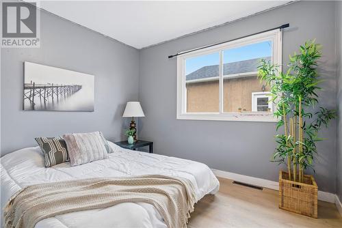 913 Miller Street, Greater Sudbury, ON - Indoor Photo Showing Bedroom