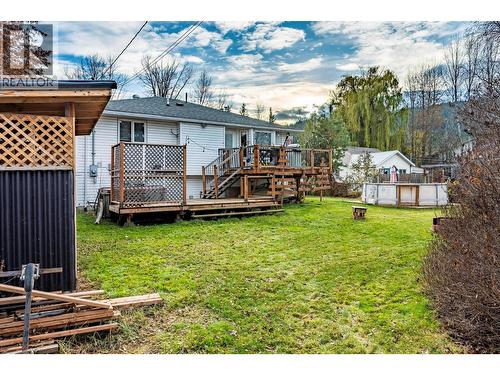 517 12Th Street S, Golden, BC - Outdoor With Deck Patio Veranda