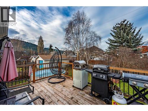 517 12Th Street S, Golden, BC - Outdoor
