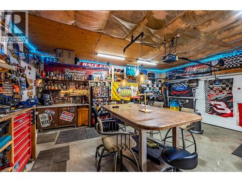 517 12Th Street S, Golden, BC - Indoor