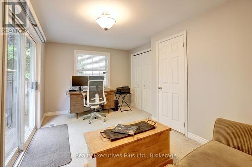 322 Pine Avenue, Oakville (Oo Old Oakville), ON - Indoor Photo Showing Office